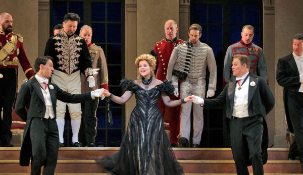 The Merry Widow (La viuda alegre) - Metropolitan